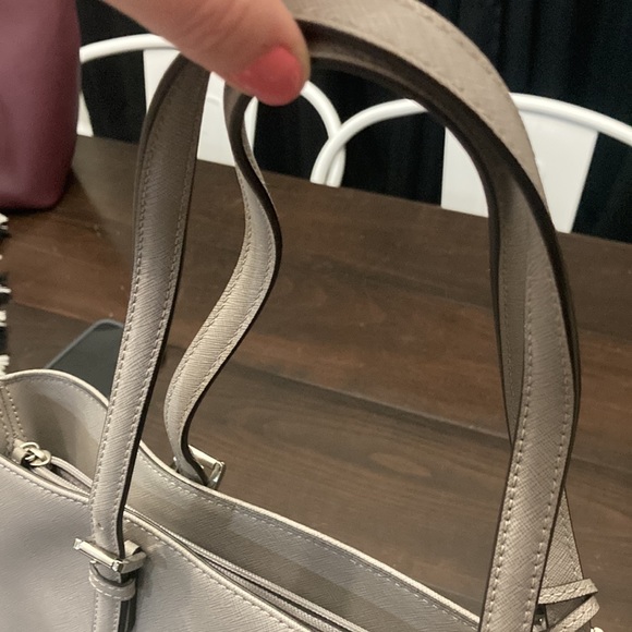 Like new silver Michael Kors purse - Picture 8 of 8